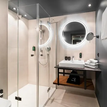 מלון Kaiserhof 4*