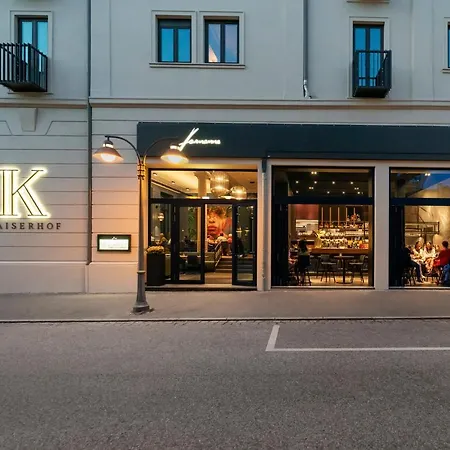 Kaiserhof Szálloda 4*