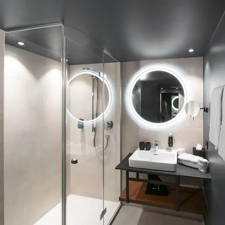 Kaiserhof Hotell 4*